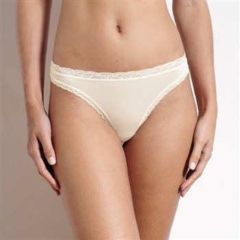 Sloggi Invisible Sense Lace String * Fri Frakt *